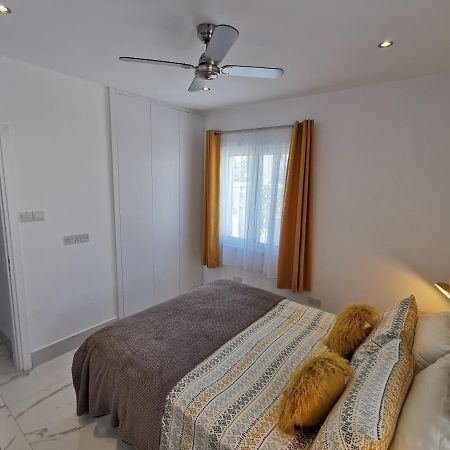 Paphos Gardens Apartment Ngoại thất bức ảnh