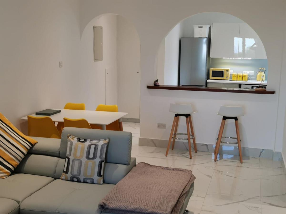 Paphos Gardens Apartment Ngoại thất bức ảnh