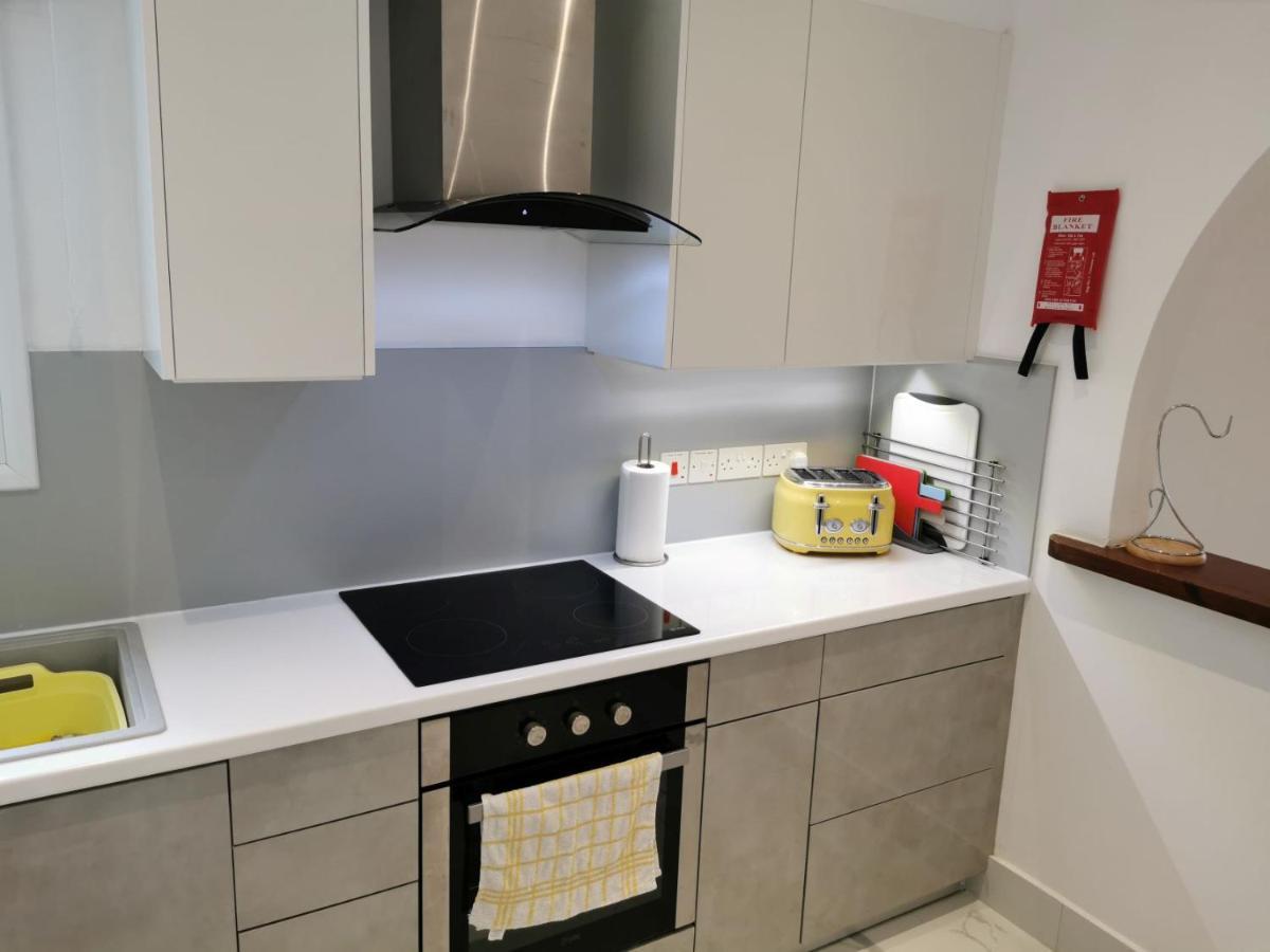 Paphos Gardens Apartment Ngoại thất bức ảnh